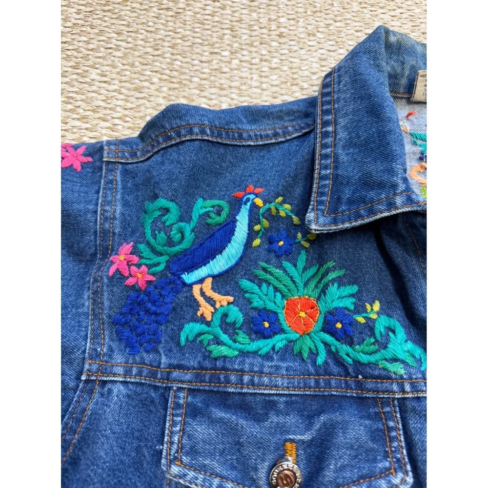 Vintage Embroidered Denim Jacket festival Peacock‎ Floral Boho Trucker hippie M